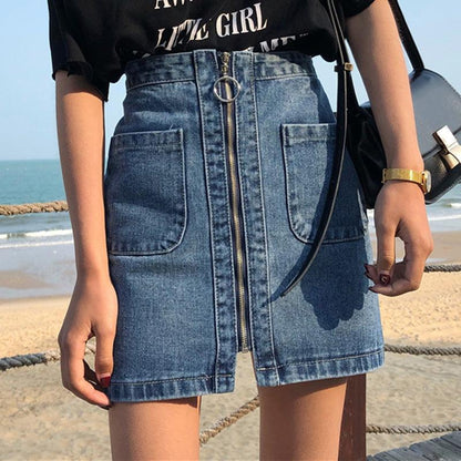 Denim skirt with zip