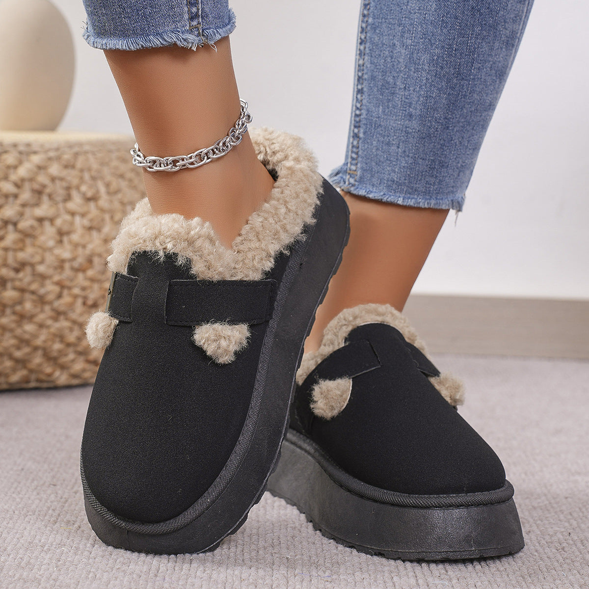 Thick-soled Plush Buckle Cotton Slippers