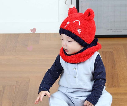 Baby knitted Bear Hat & Scarf Suit