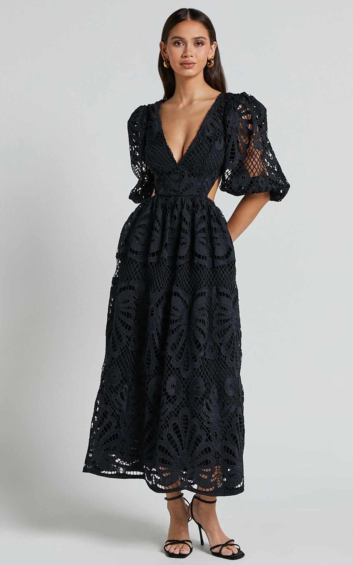 Hollow-out  V-neck Lace Embroidered Waist-exposed Dress