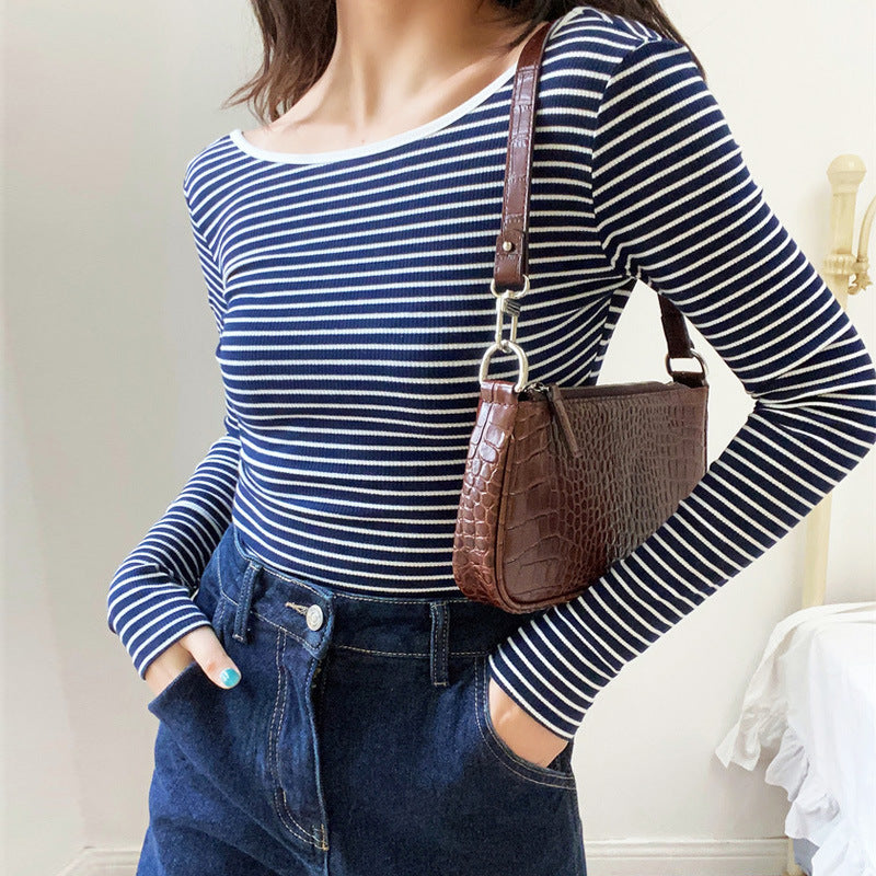 Long-sleeved Striped T-shirt Collar Back